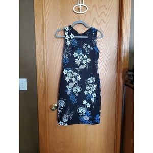 Banana Republic Black Floral Women's Size 2 Sheath Sleeveless Dress